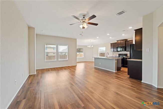 Building Photo - 2332 Pintail Loop