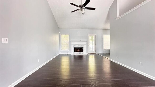 Building Photo - 641 Tower Hill Ct