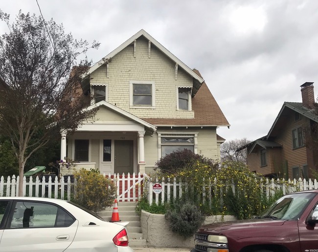 722 E Kensington Rd, Los Angeles, CA 90026 - House for Rent in Los