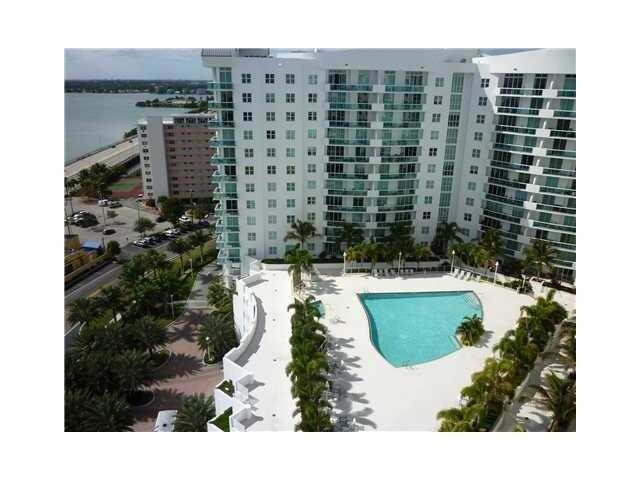 Building Photo - 7900 Harbor Island Dr