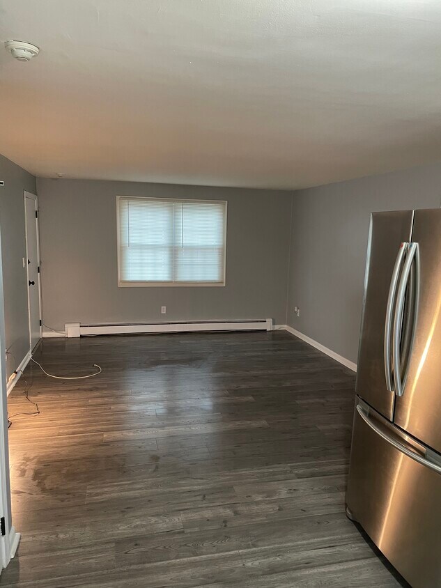 180 Tyngsboro Rd Unit 14B, N Chelmsford, MA 01863 Condo for Rent in N