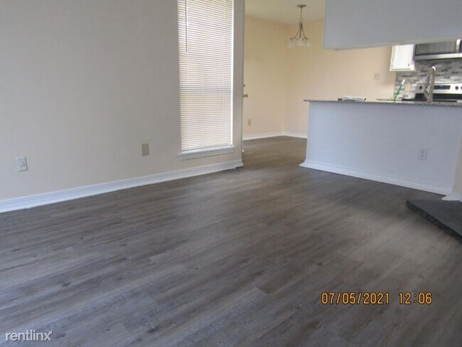 Foto del edificio - 287 Settlers Park Dr