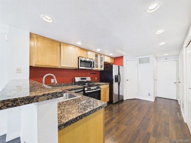 Foto del edificio - 11555 W 70th Pl