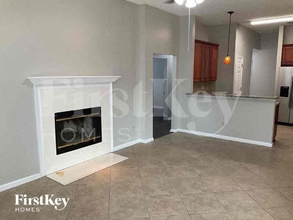 Building Photo - 12325 Apple Leaf Dr