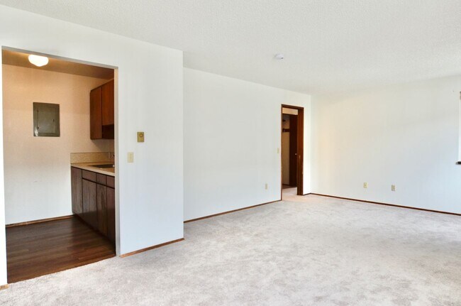 Foto del edificio - 10525 Midvale Ave N