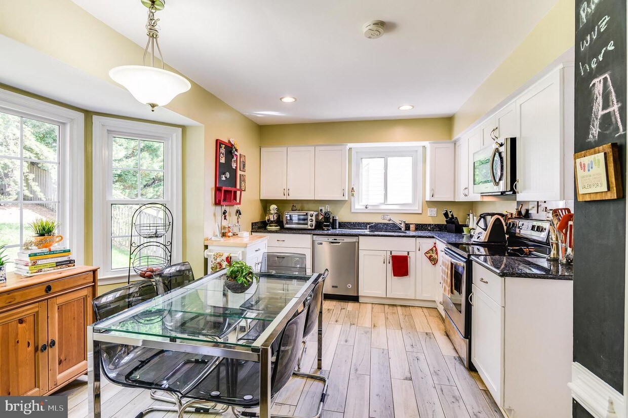 Foto principal - 7694 Green Garland Dr