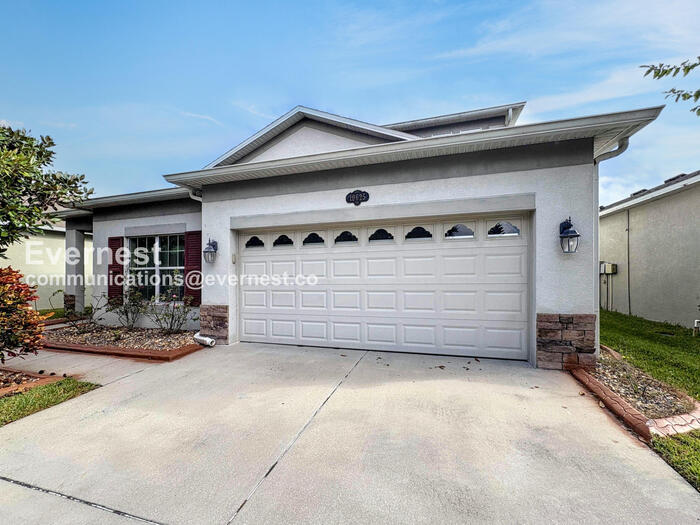 Foto principal - 10625 Pictorial Park Dr
