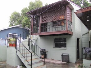 Building Photo - 1010 E 14th Ave