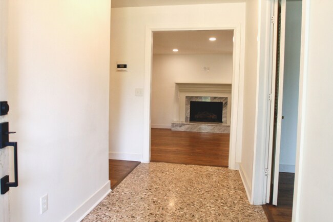 Building Photo - 3416 NW 42nd St