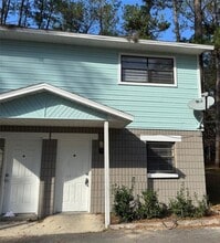 Building Photo - 7130 SW 45th Pl