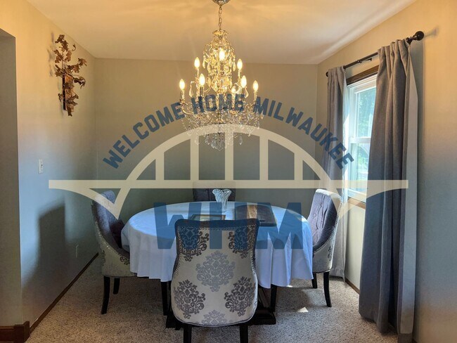 Foto del edificio - 6570 Radburn Ln