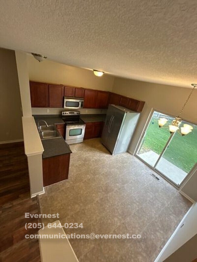 Foto del edificio - 1208 Green Dr