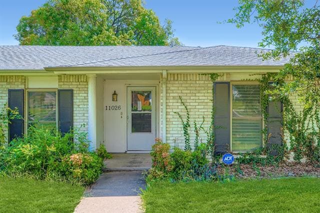 Foto del edificio - 11026 McCree Rd