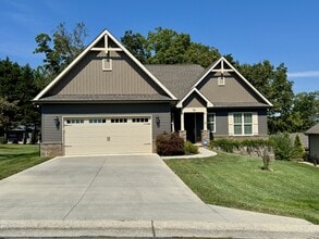 Building Photo - 126 Pocola Way