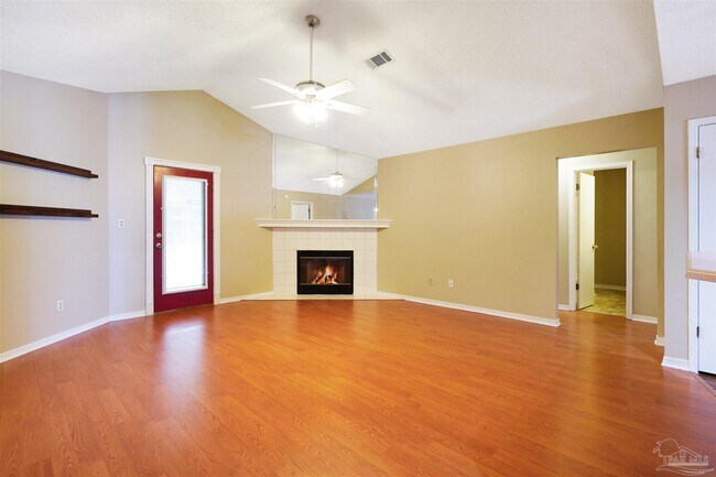 Foto del edificio - 2009 Coral St