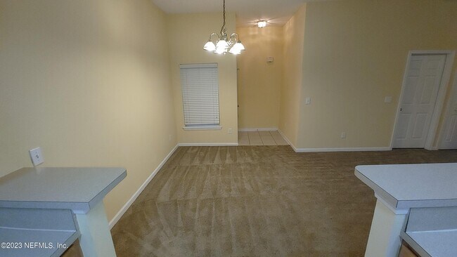 Foto del edificio - 7058 Snowy Canyon Dr