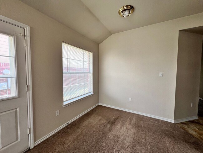 Building Photo - 3107 Yaupon Rd