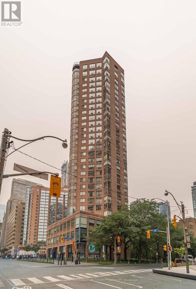 Building Photo - 44 St Joseph St