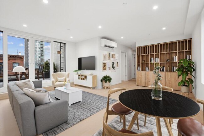 Foto del edificio - 2 bedroom in BROOKLYN NY 11205