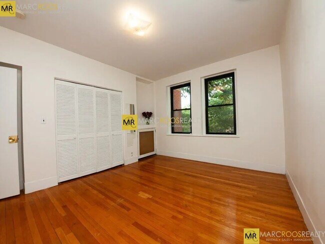 Foto del edificio - 1408 Commonwealth Ave