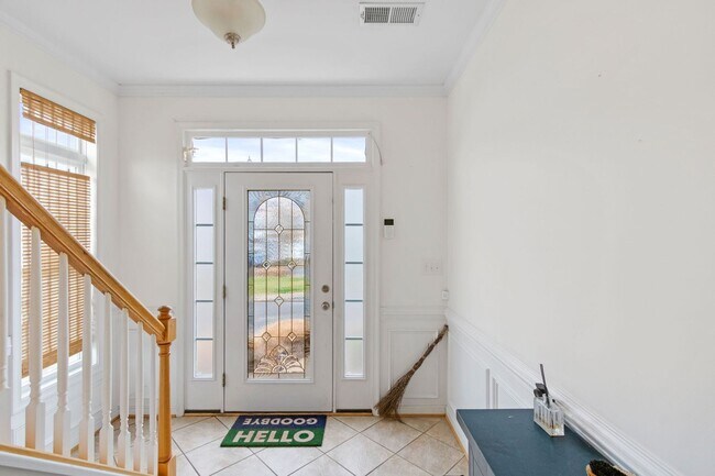 Foto del edificio - **COMING SOON**  WATER VIEW TOWNHOME IN MONROE POINT – COLONIAL BEACH, VA