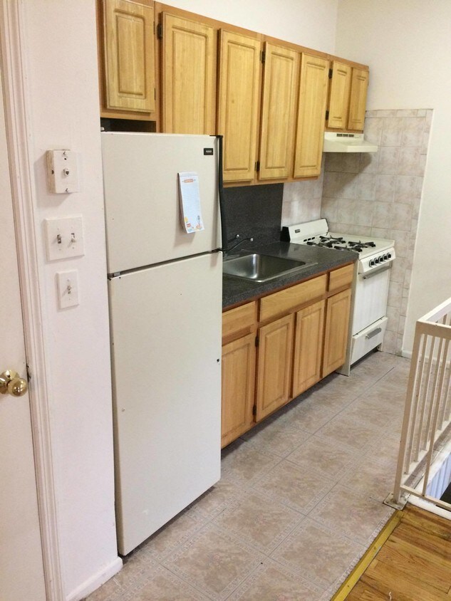 Foto principal - 144-44 Sanford Ave