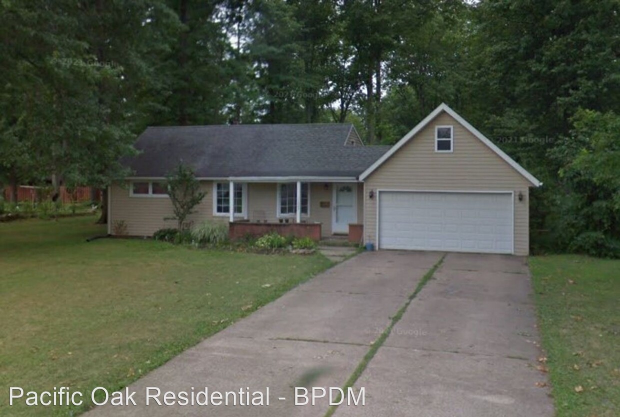 Foto principal - 3 br, 1 bath House - 1027 Allen Ave