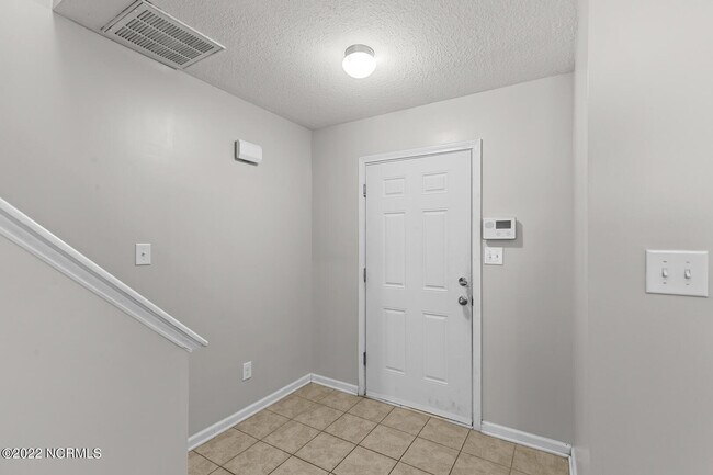 Building Photo - 100 W Murrow Ln