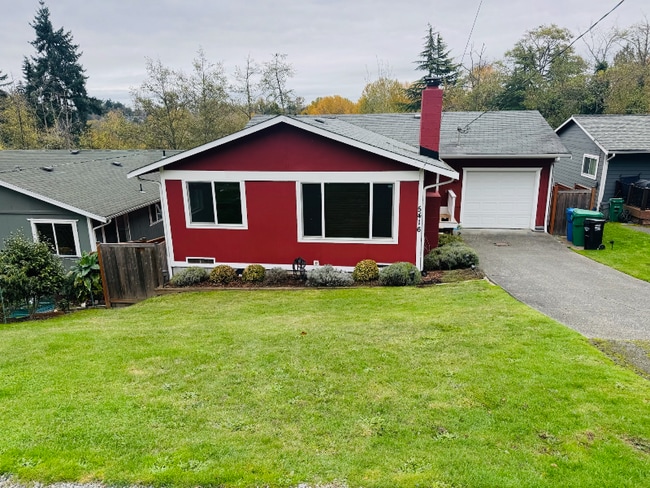 Building Photo - 5416 31st Ave SW