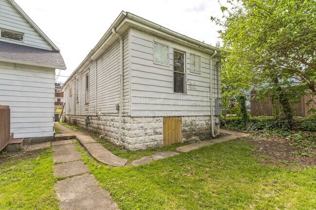 Foto del edificio - 421 Walnut Ave