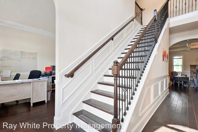 Foto del edificio - 5 br, 4 bath House - 3354 Ridge Manor Way