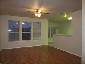 Building Photo - 2847 Southampton Way