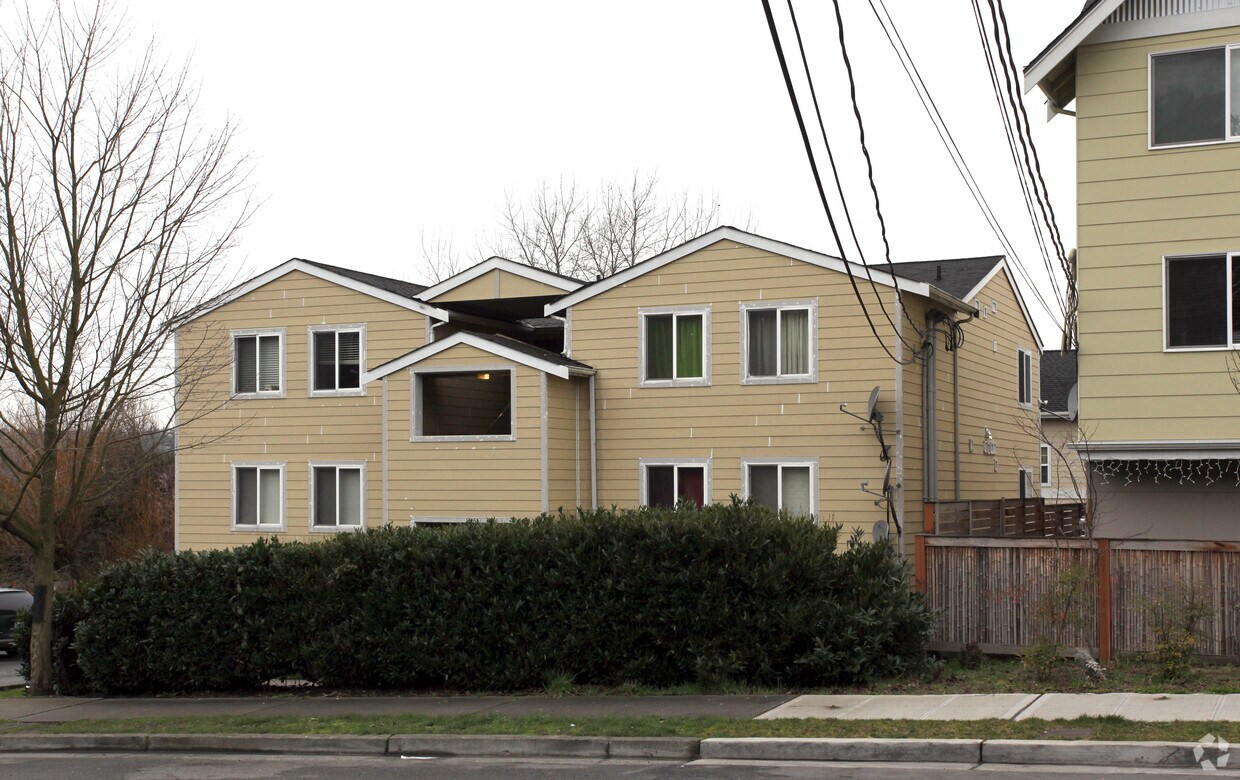 Building Photo - 5517 13th Ave S