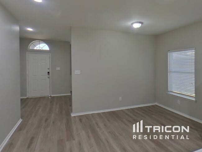 Foto del edificio - 1718 White Pine Trail