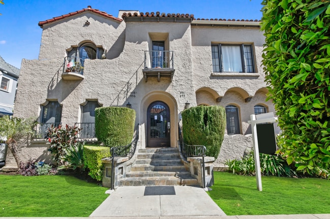 Foto del edificio - 454 N Orange Grove Ave