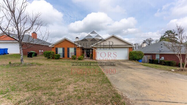 Foto del edificio - 8031 Garrett Pines Dr