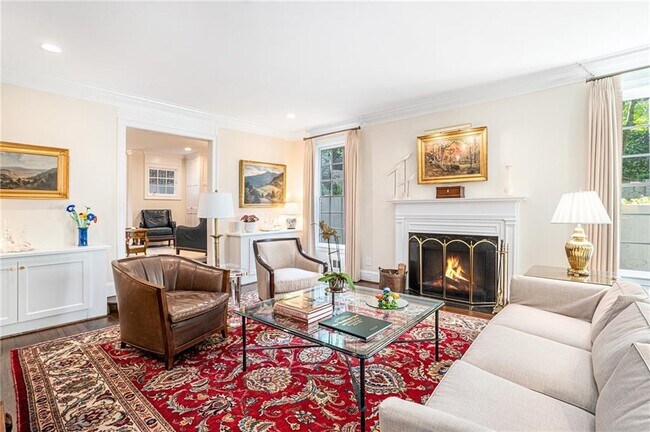 Foto del edificio - 575 Peachtree Battle Ave NW