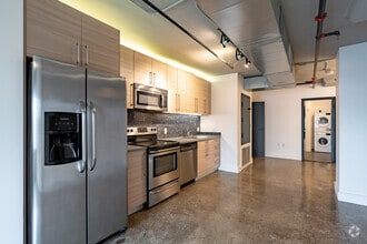 1BR, BA - 662SF - Maxfield Lofts