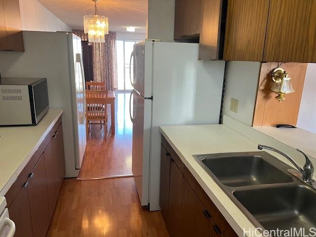 Building Photo - 1073 Kinau St