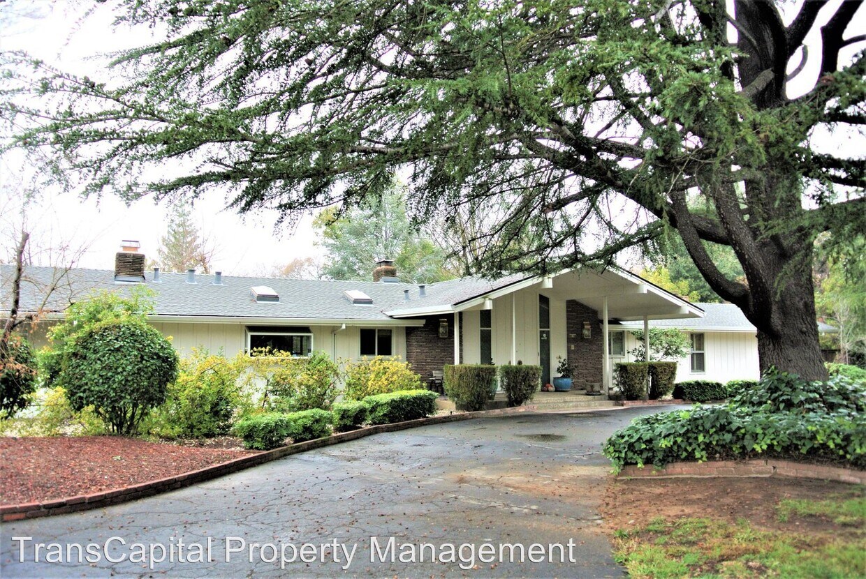 Foto principal - 4 br, 3 bath House - 1961 Maple Glen Road