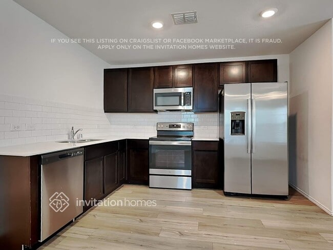 Building Photo - 352 Br Vlg Wy