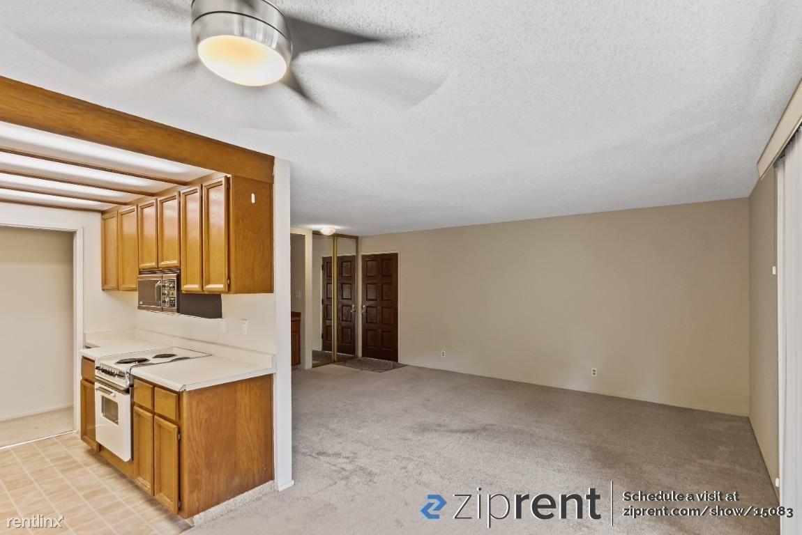 Foto principal - 2 br, 1 bath Condo - 280 Easy Street, Moun...