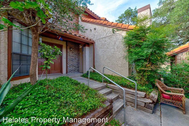 Building Photo - 2 br, 2.5 bath House - 105 Caleta Bch