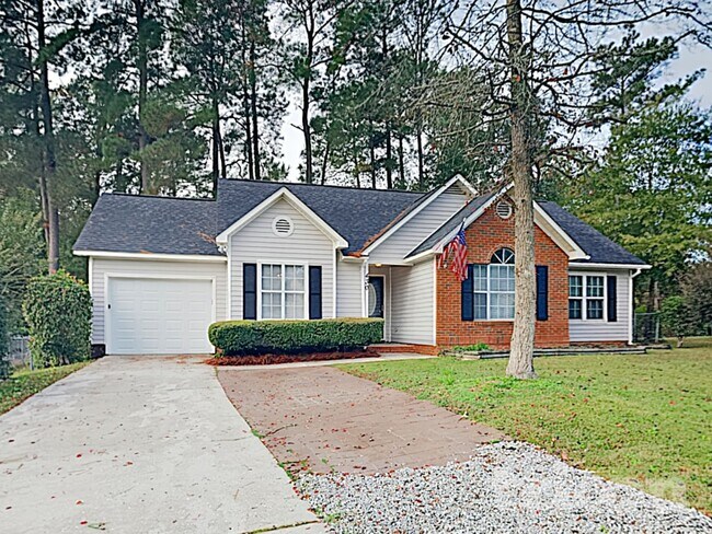 Foto del edificio - 430 Forest Grove Cir