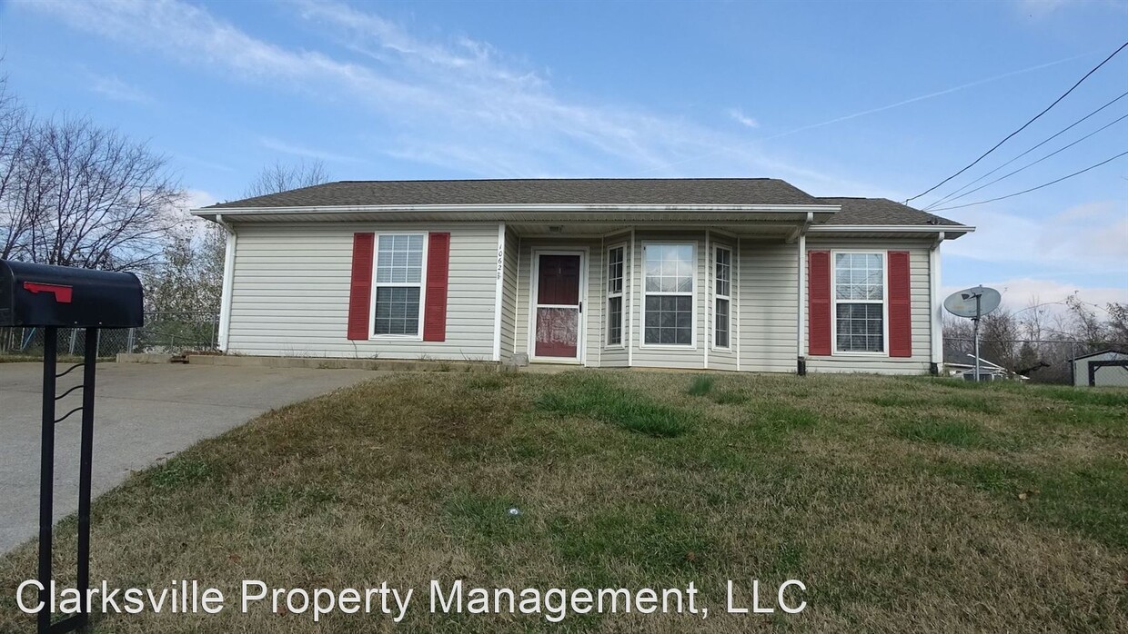 Foto principal - 3 br, 2 bath House - 1062 Shadow Ridge Avenue