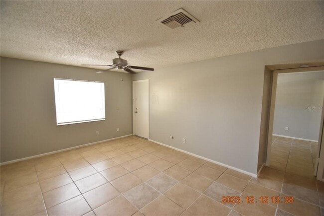 Building Photo - 228 Thorntree Pl