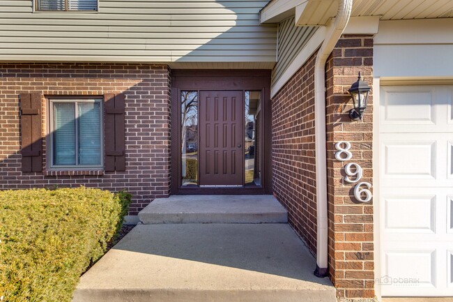 Building Photo - 896 Cross Creek Ct