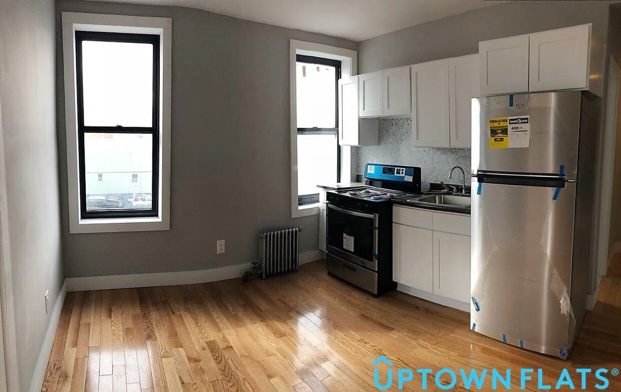 Primary Photo - 485 E 180th St