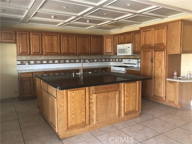 Foto del edificio - 9150 Malachite Ave