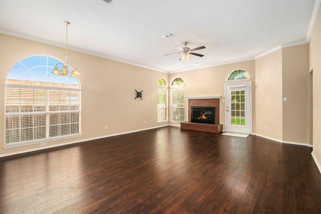 Foto del edificio - 2224 Heatherton Pl